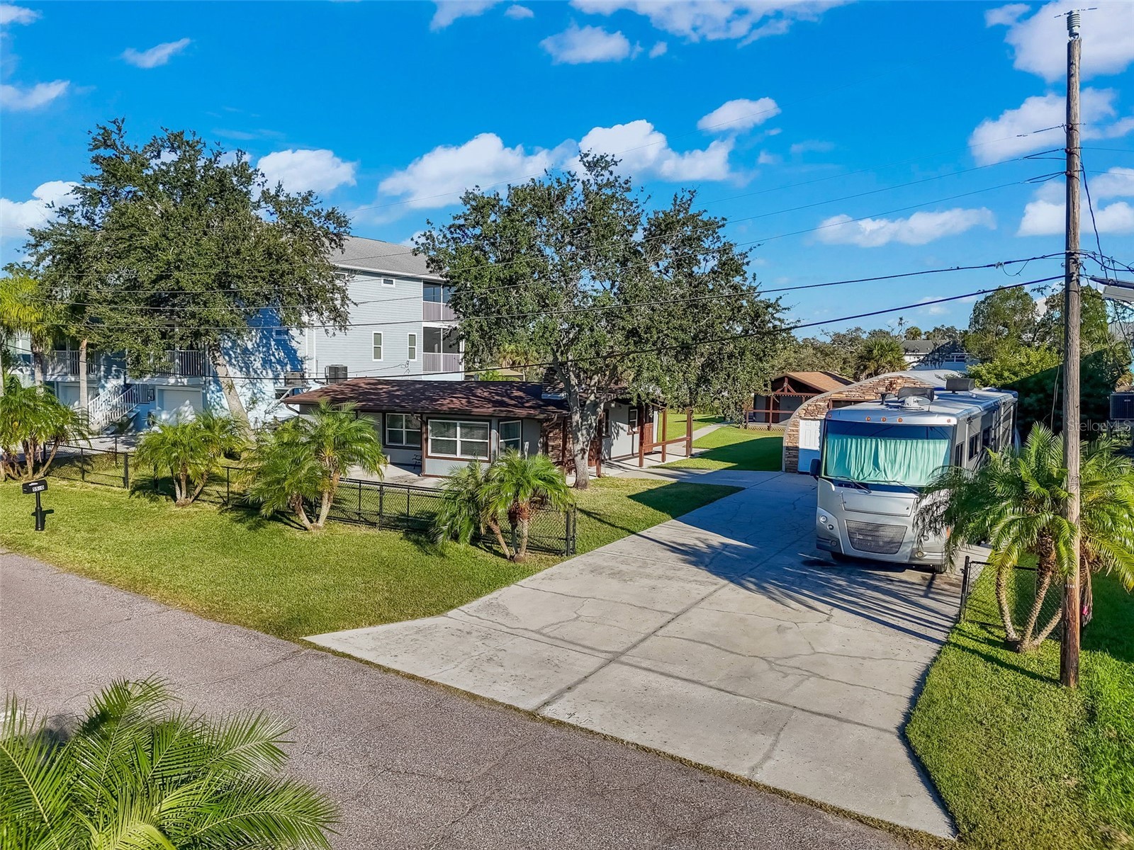 5560 Frances Avenue New Port Richey FL 34653 - COTTEE RIVER TB8444637 image1