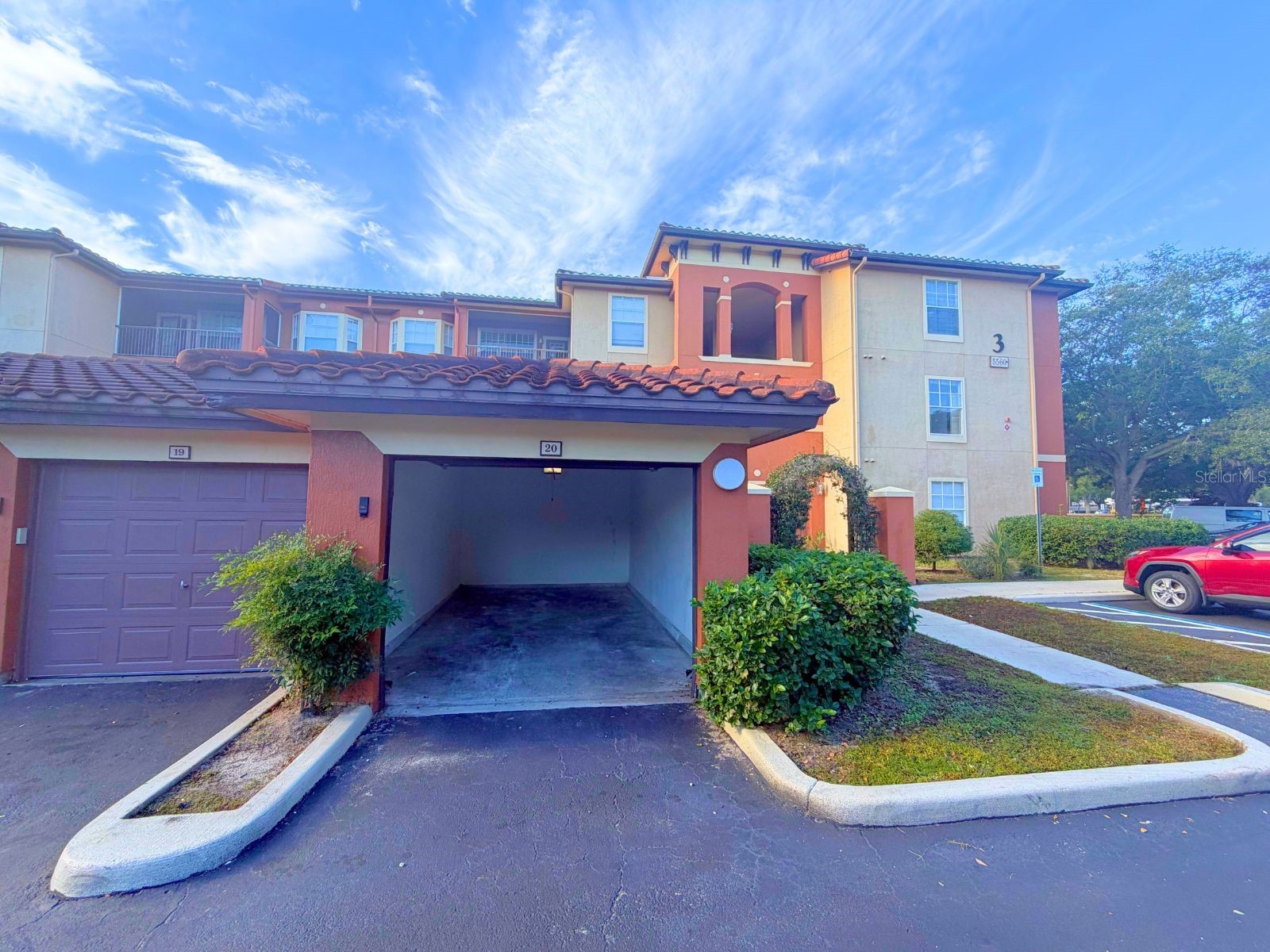 5560 Metrowest Blvd #308 Orlando FL 32811 O6370103 image1
