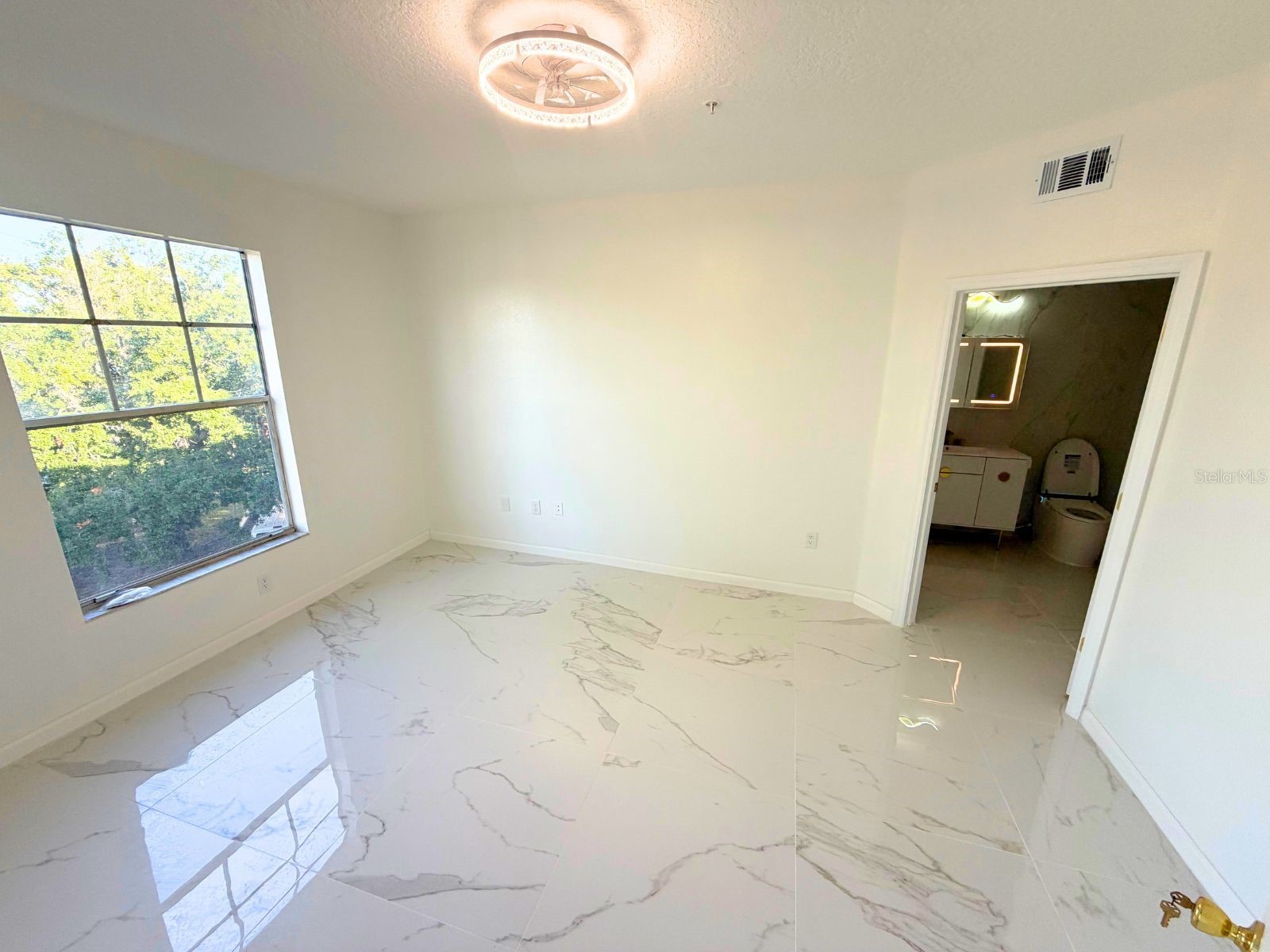 5560 Metrowest Blvd #308 Orlando FL 32811 O6370103 image22