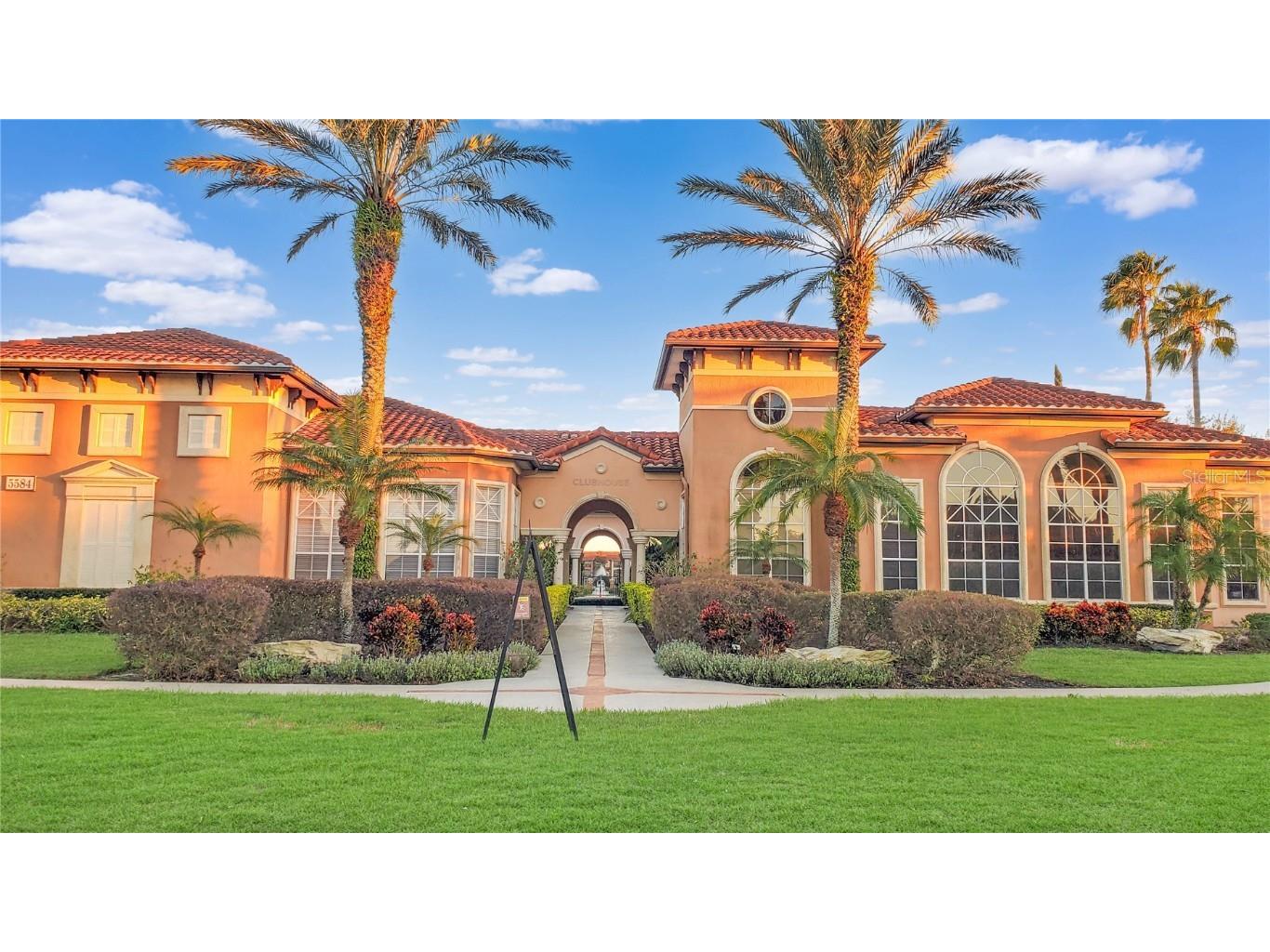 5560 Metrowest Boulevard #102 Orlando FL 32811 O6195997 image1