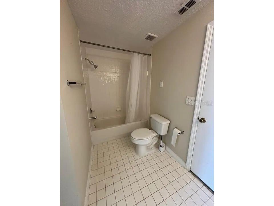 5560 Metrowest Boulevard #3-207 Orlando FL 32811 O6416636 image6