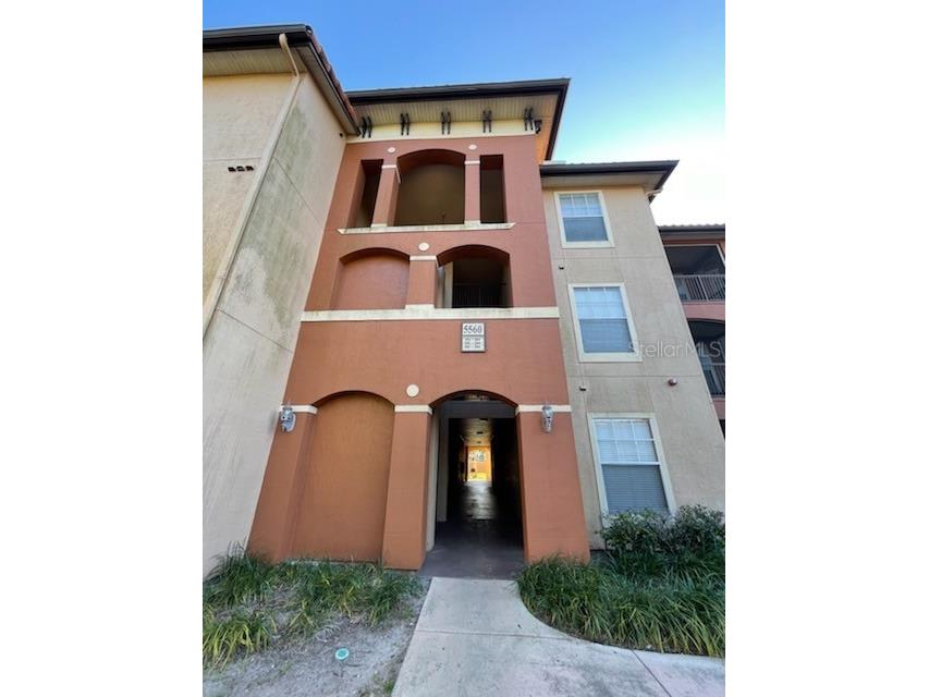 5560 Metrowest Boulevard #3-304 Orlando FL 32811 S5065003 image1