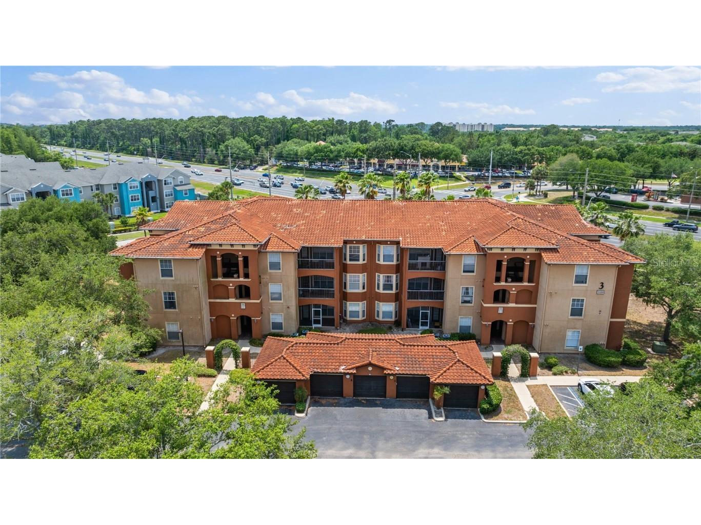 5560 Metrowest Boulevard #303 Orlando FL 32811 O6343331 image1