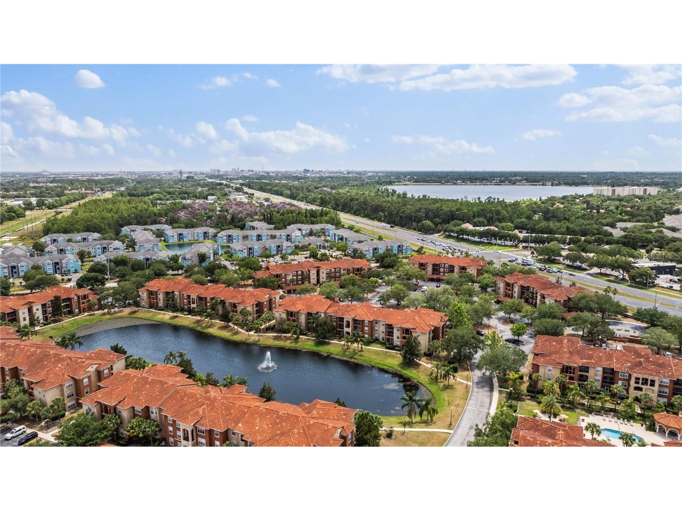 5560 Metrowest Boulevard #303 Orlando FL 32811 O6343331 image2