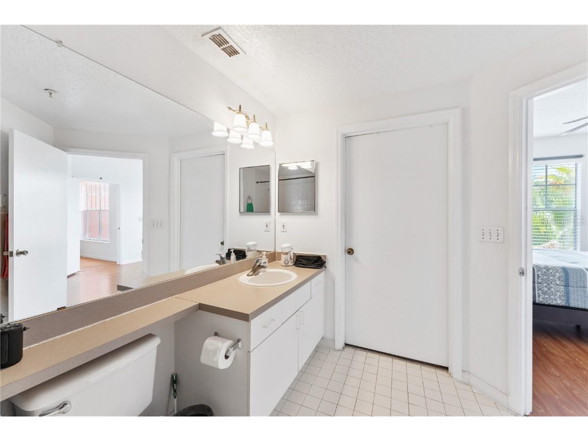 5560 Metrowest Boulevard #303 Orlando FL 32811 O6343331 image33