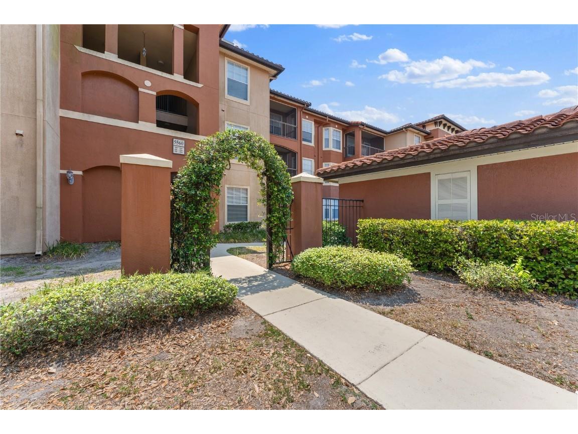 5560 Metrowest Boulevard #303 Orlando FL 32811 O6343331 image6
