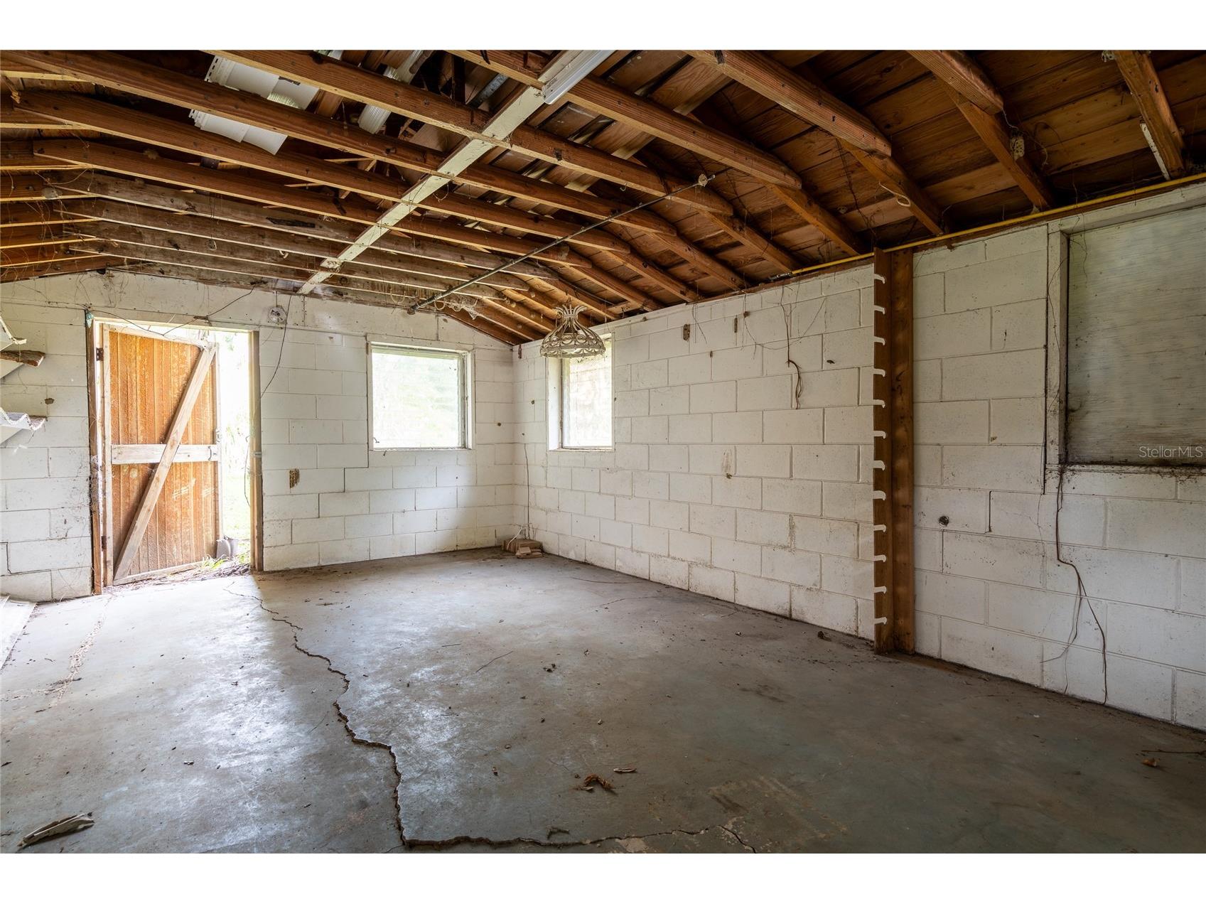 5560 Park Avenue De Leon Springs FL 32130 V4948042 image17