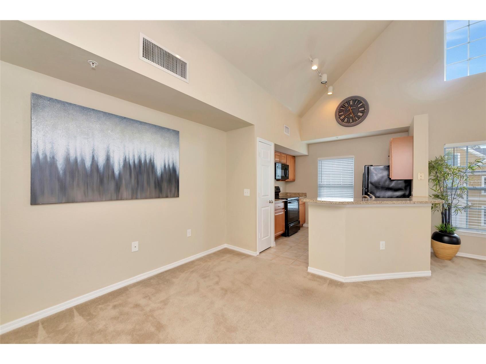 5560 Rosehill Road #201 Sarasota FL 34233 A4689325 image6