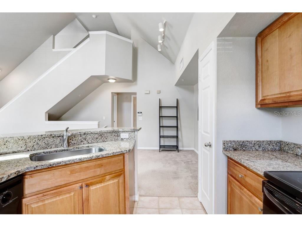 5560 Rosehill Road #201 Sarasota FL 34233 TB8433205 image18