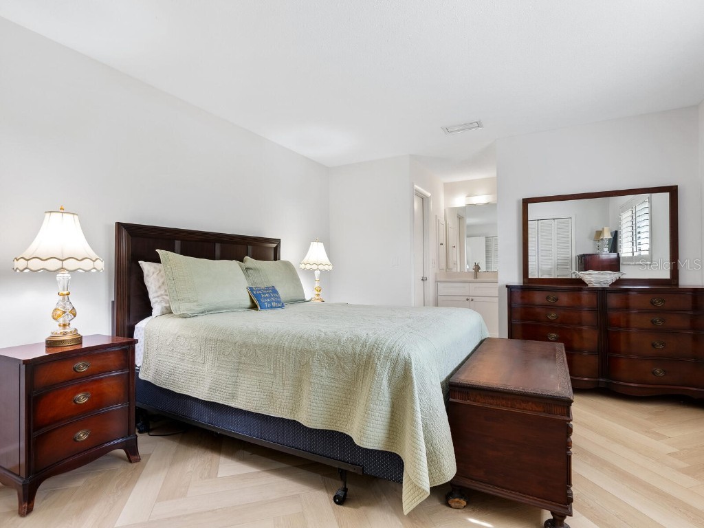 5560 Shadow Lawn Drive Sarasota FL 34242 - GRAND CANAL TO ICW A4636955 image21