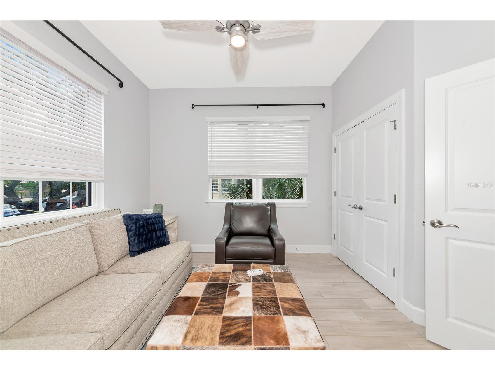 5561 Cannes Circle Sarasota FL 34231 A4652063 image19