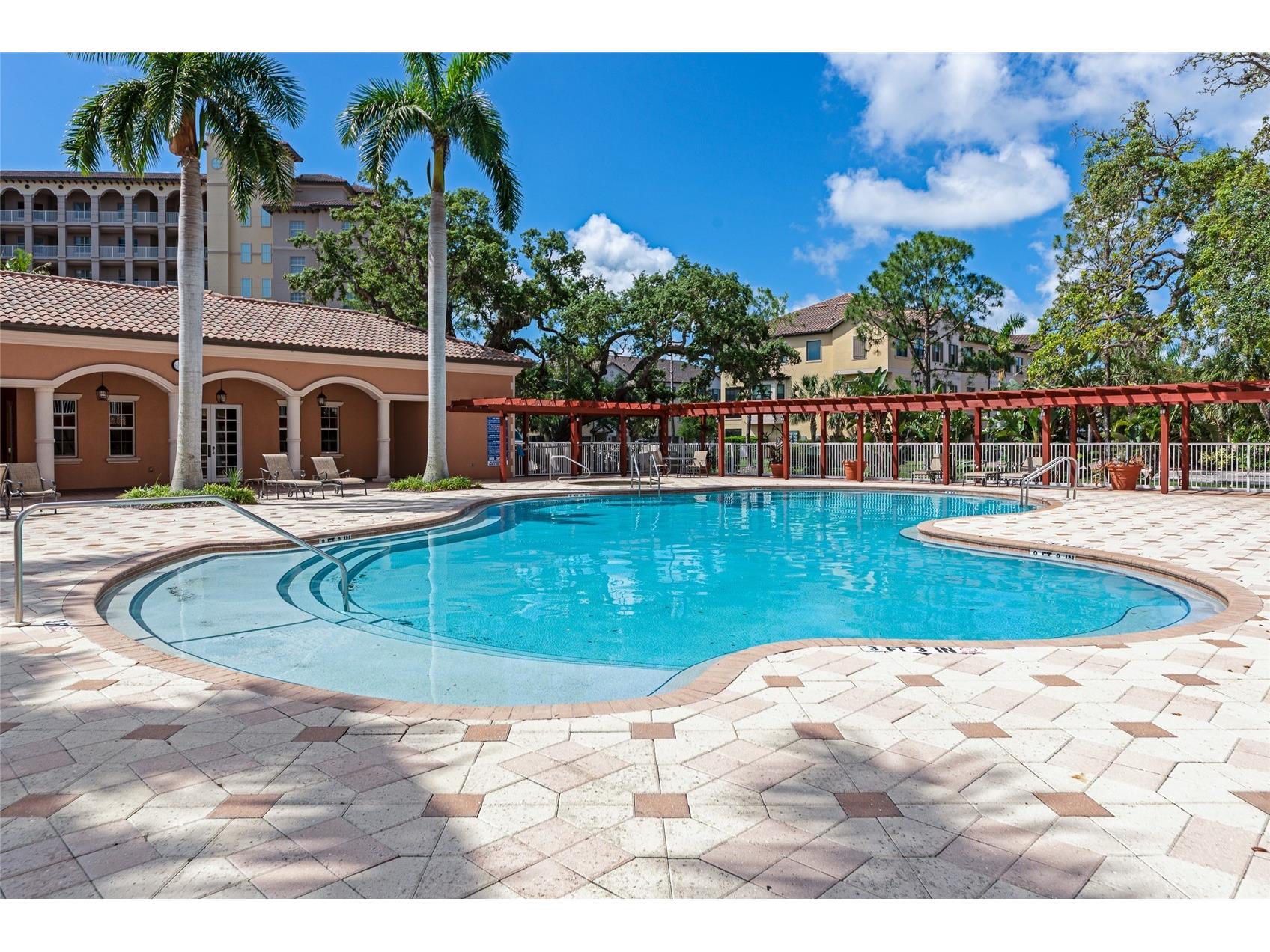 5561 Cannes Circle Sarasota FL 34231 A4652063 image55