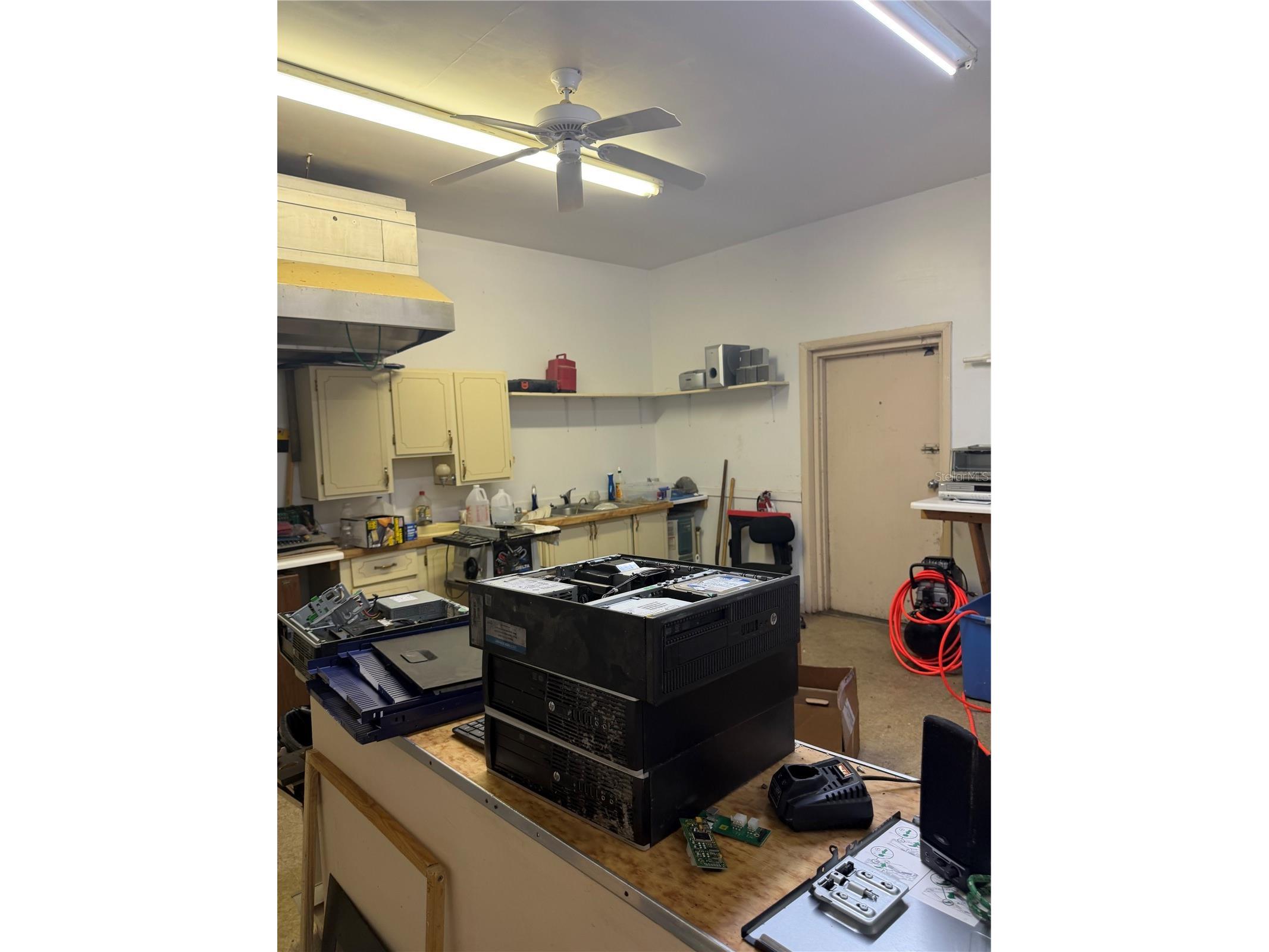 5561 NE 35th Street Silver Springs FL 34488 OM727408 image35