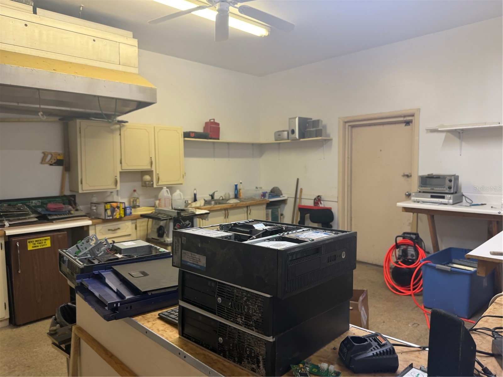5561 NE 35th Street Silver Springs FL 34488 OM727408 image40