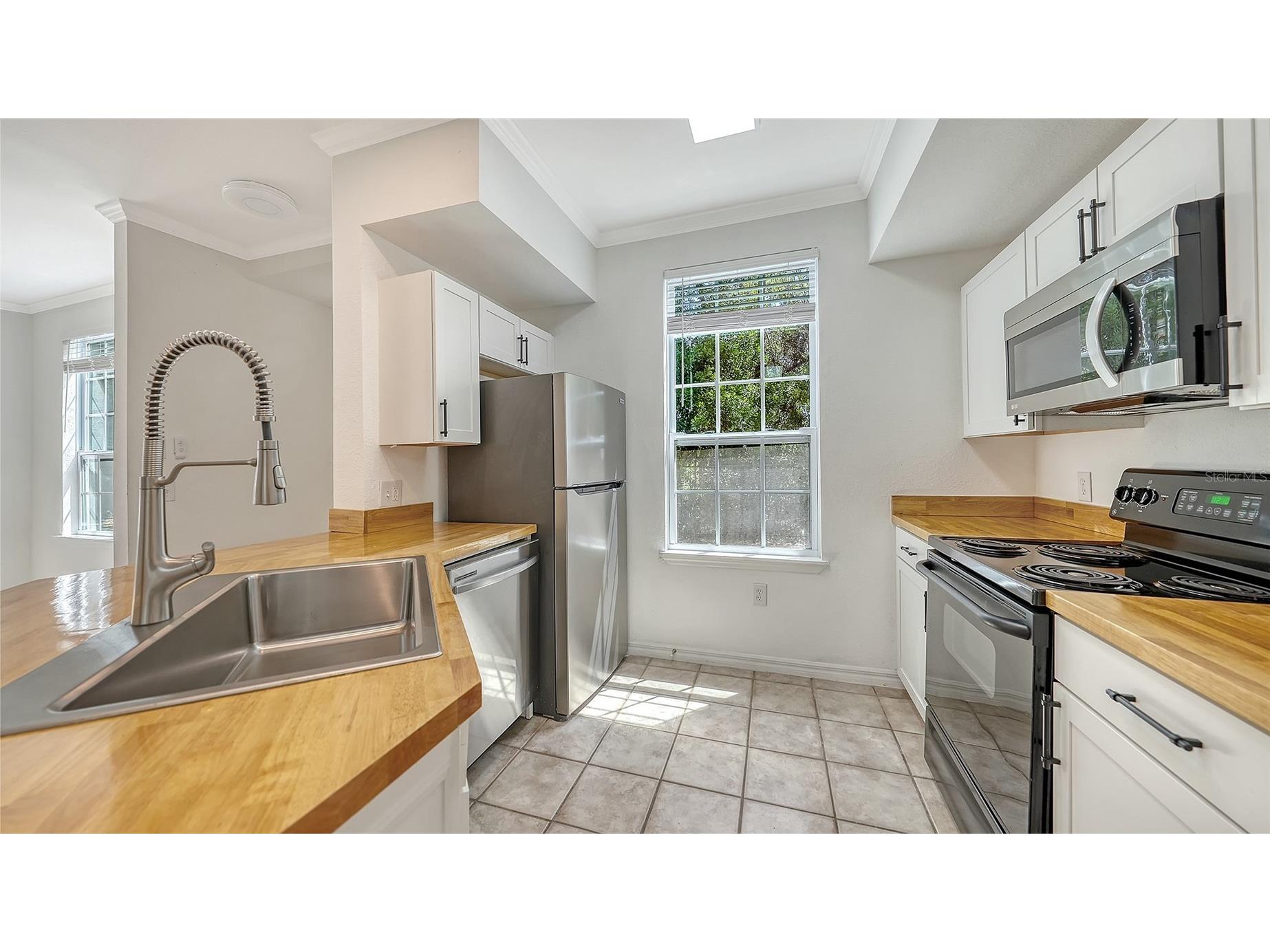 5561 Rosehill Road #104 Sarasota FL 34233 A4691365 image15
