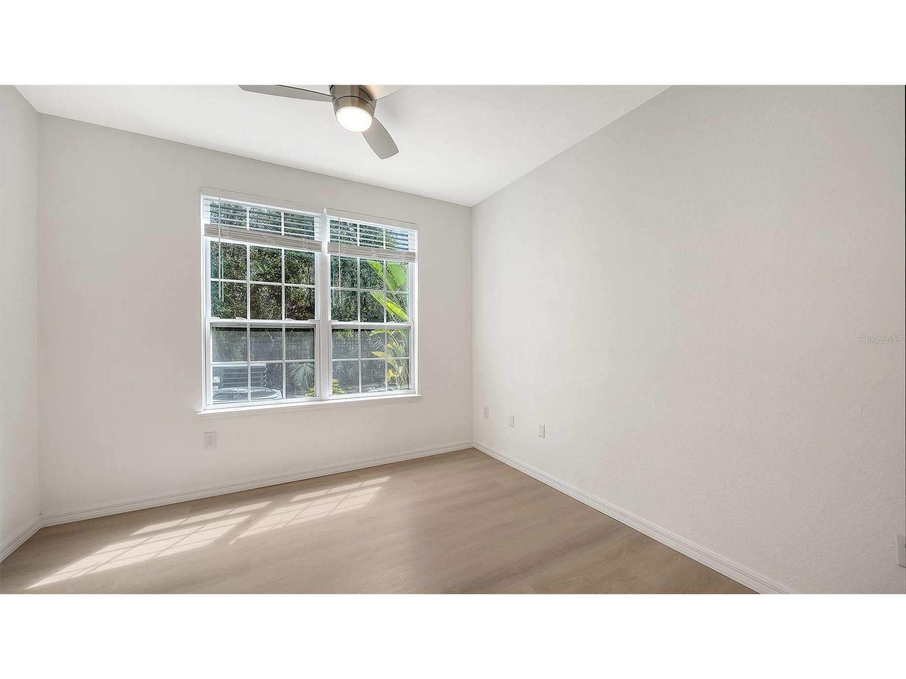 5561 Rosehill Road #104 Sarasota FL 34233 A4691365 image28