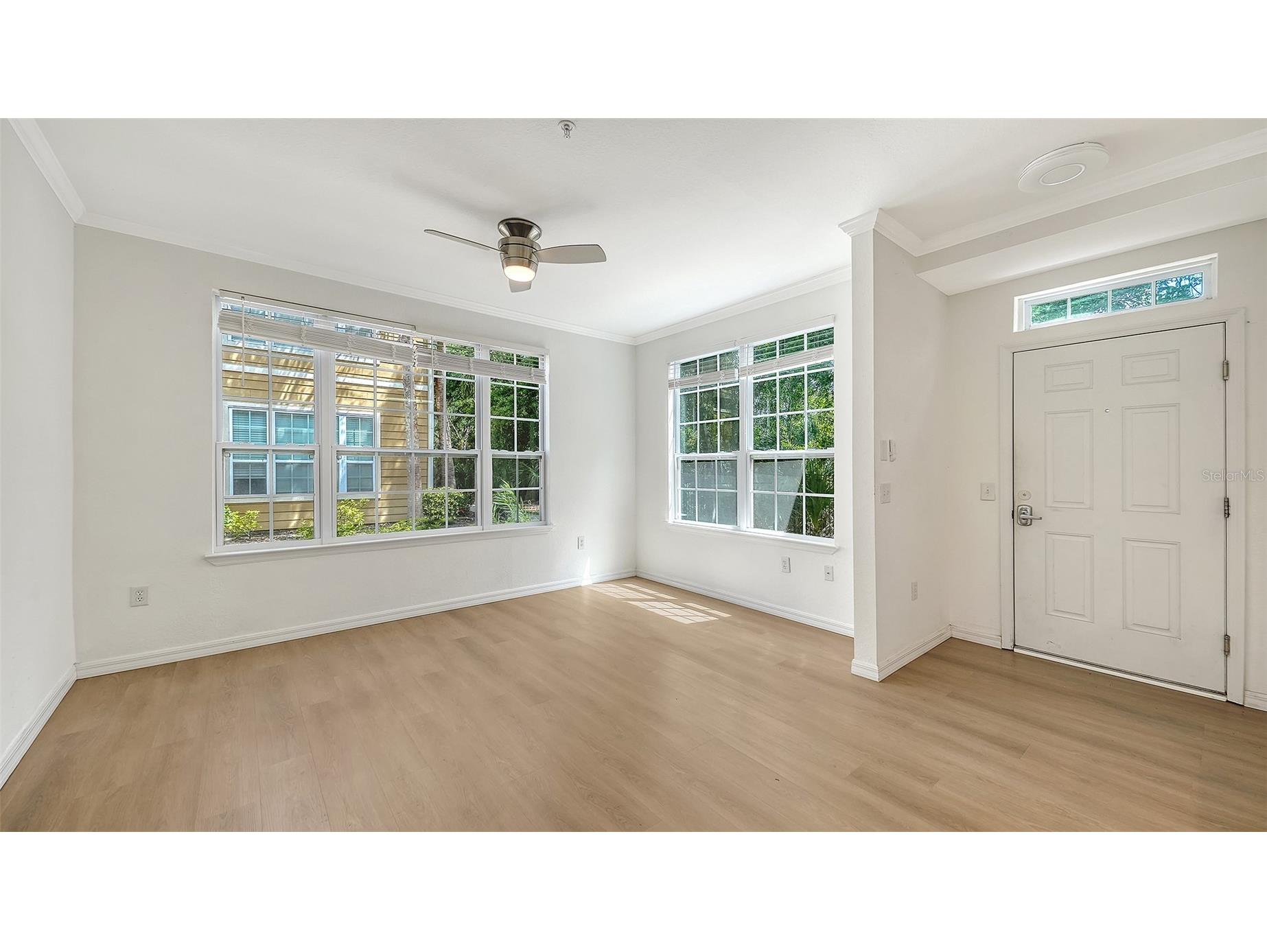 5561 Rosehill Road #104 Sarasota FL 34233 A4691365 image8