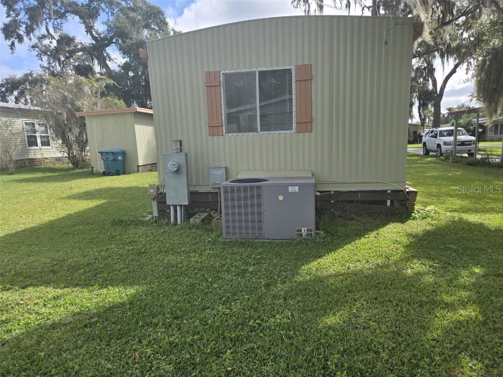 5562 Lansing Dr Wildwood FL 34785 S5135339 image19