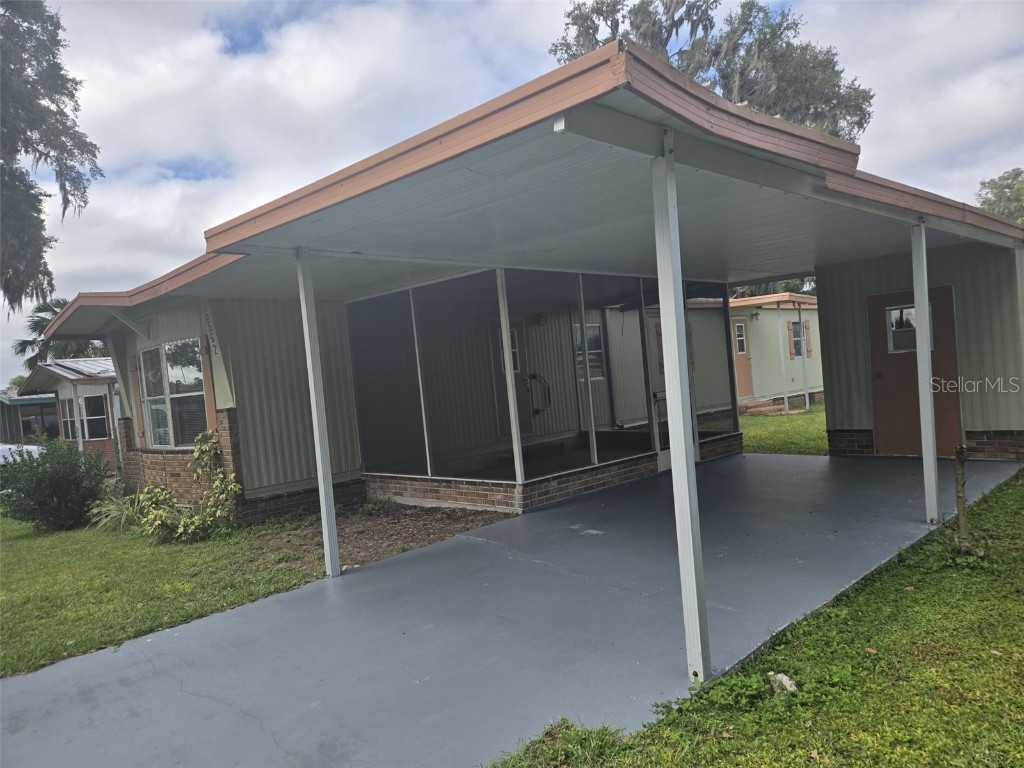 5562 Lansing Dr Wildwood FL 34785 S5135339 image4