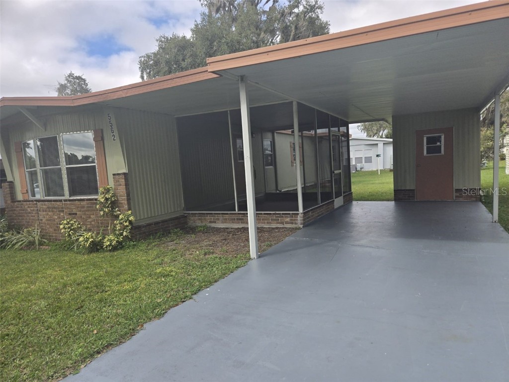 5562 Lansing Dr Wildwood FL 34785 S5135339 image5