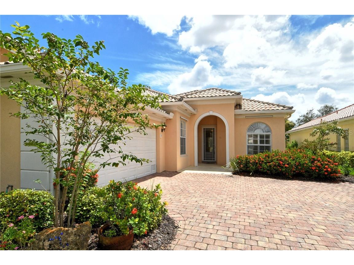 5562 Octonia Place Sarasota FL 34238 A4664536 image3