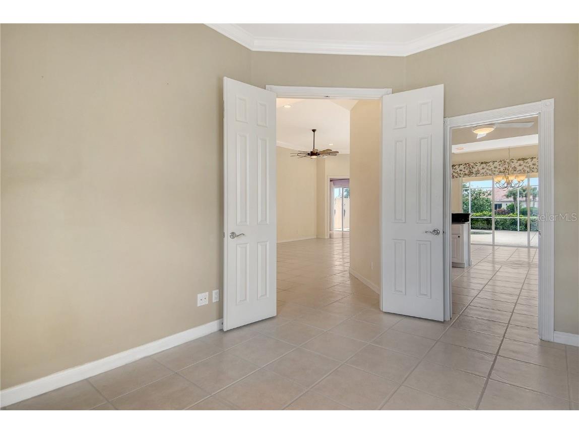 5562 Octonia Place Sarasota FL 34238 A4664536 image7