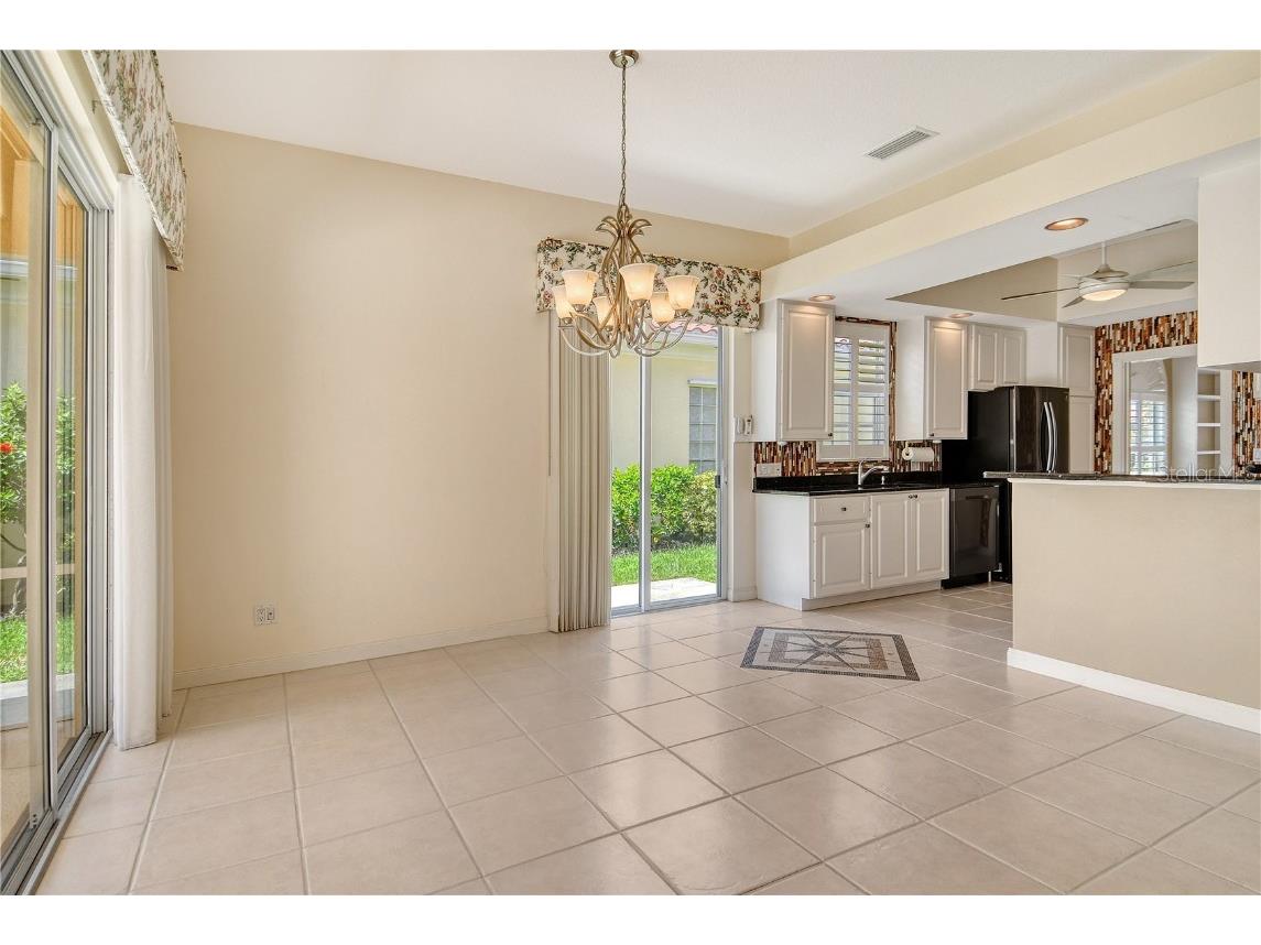 5562 Octonia Place Sarasota FL 34238 A4664536 image9