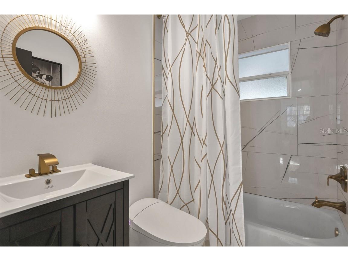 5564 63rd Way N Saint Petersburg FL 33709 TB8430375 image11