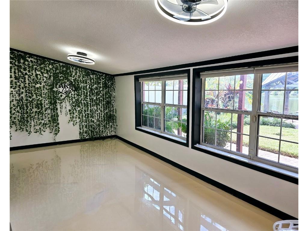 5564 63rd Way N Saint Petersburg FL 33709 TB8430375 image13