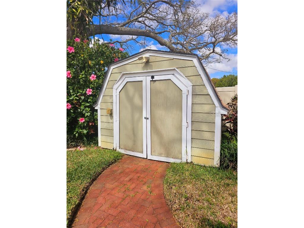 5564 63rd Way N Saint Petersburg FL 33709 TB8430375 image20