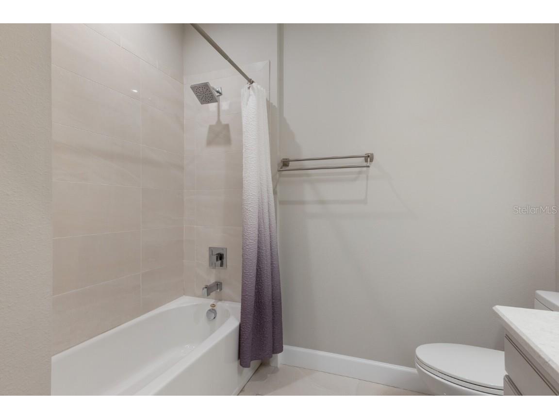 5565 Cannes Circle #5565 Sarasota FL 34231 A4664854 image29