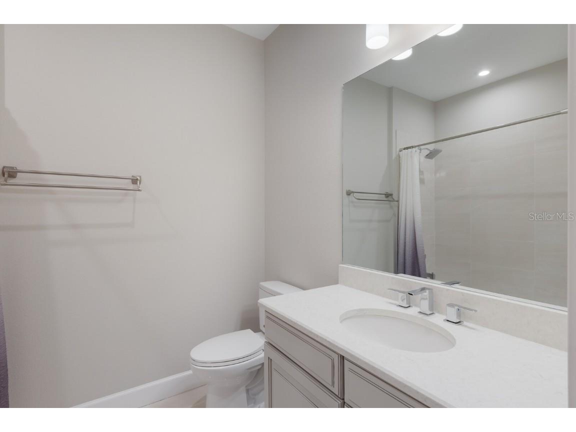 5565 Cannes Circle #5565 Sarasota FL 34231 A4664854 image30