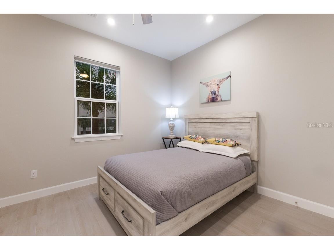 5565 Cannes Circle #5565 Sarasota FL 34231 A4664854 image31