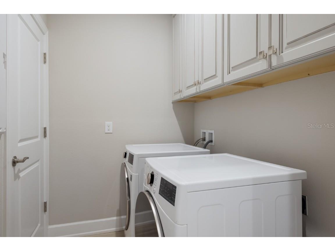 5565 Cannes Circle #5565 Sarasota FL 34231 A4664854 image34