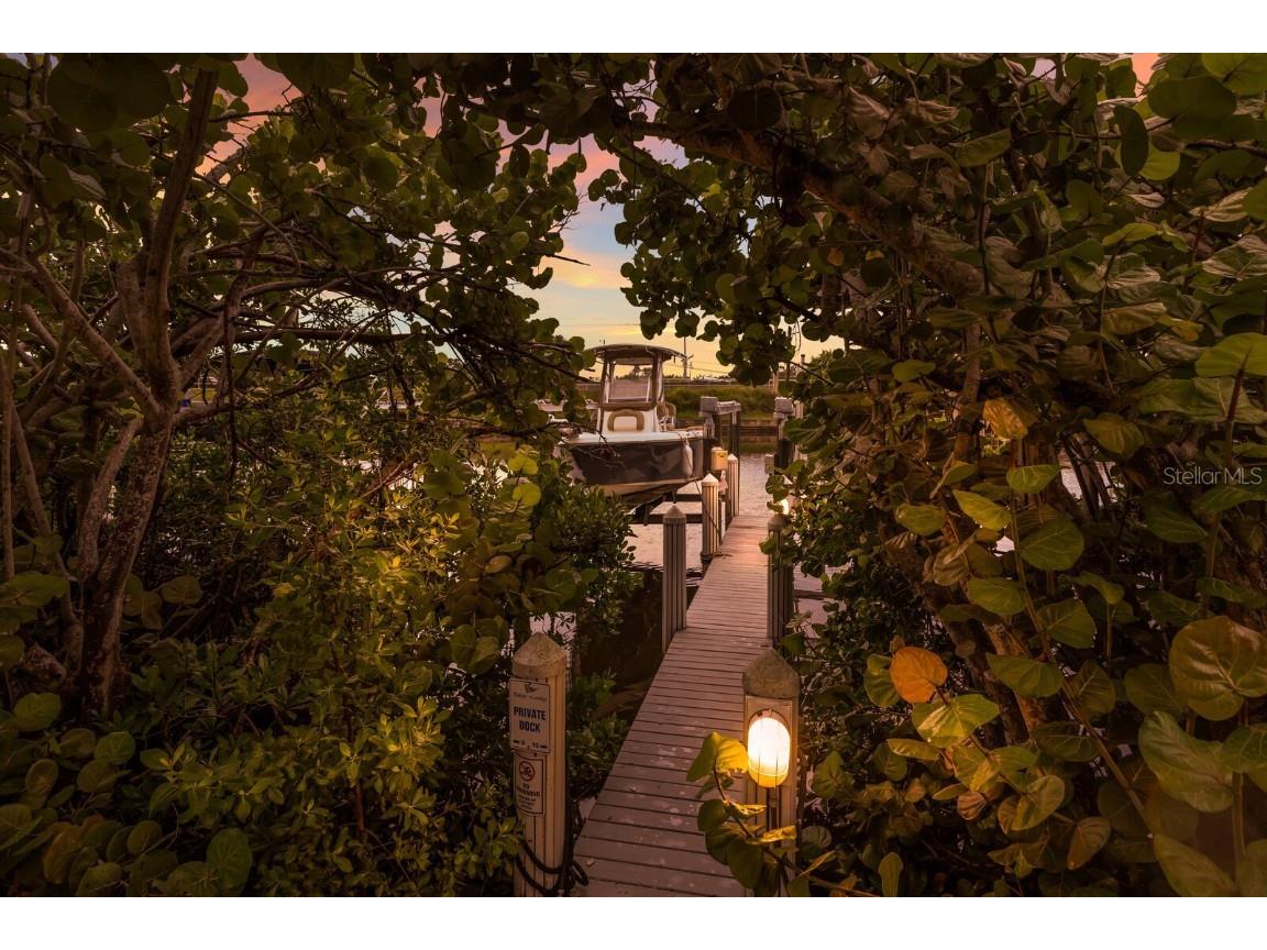 5565 Cannes Circle #5565 Sarasota FL 34231 A4664854 image41