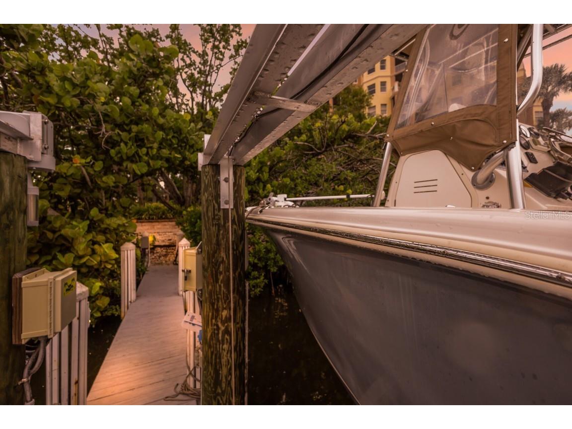 5565 Cannes Circle #5565 Sarasota FL 34231 A4664854 image44