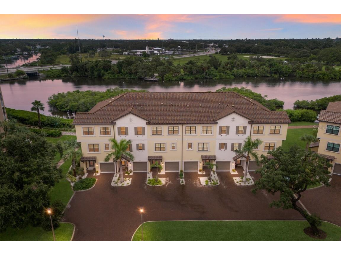 5565 Cannes Circle #5565 Sarasota FL 34231 A4664854 image51