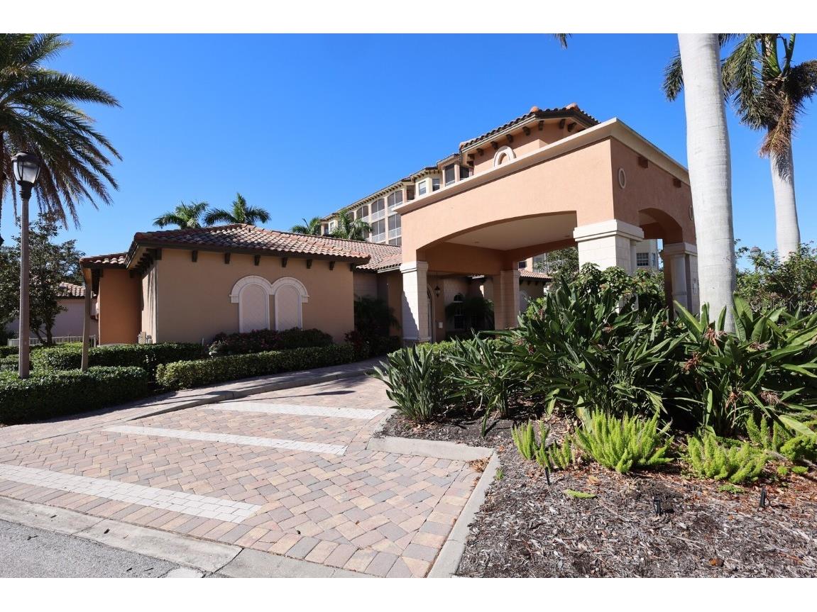 5565 Cannes Circle #5565 Sarasota FL 34231 A4664854 image65