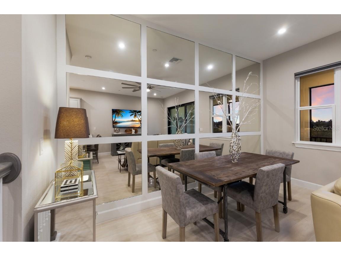 5565 Cannes Circle #5565 Sarasota FL 34231 A4664854 image9