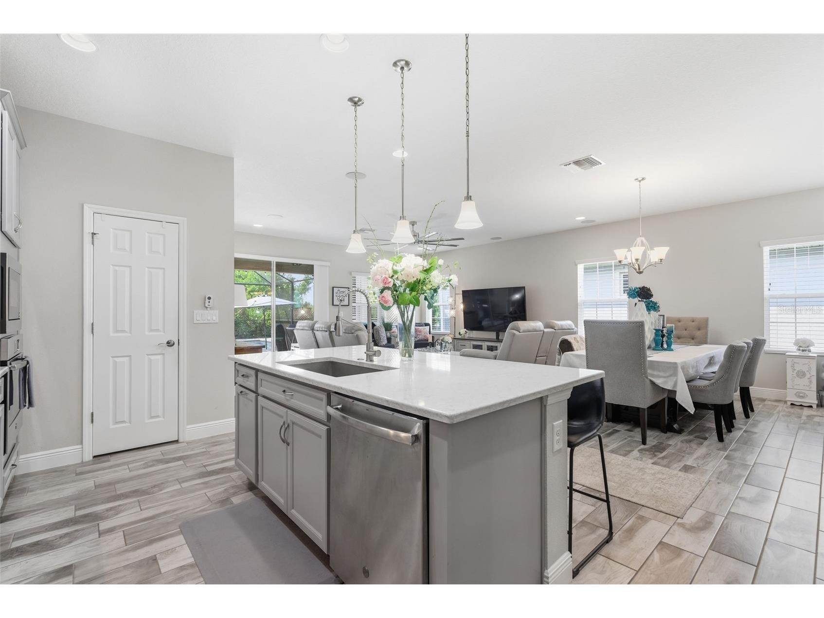 5565 Silver Sun Drive Apollo Beach FL 33572 TB8518550 image8
