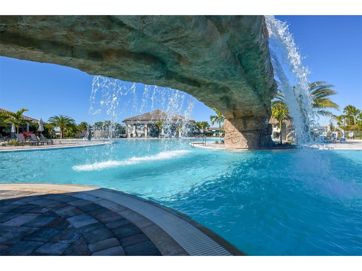 5567 Palmer Circle #104 Bradenton FL 34211 A4547612 image51