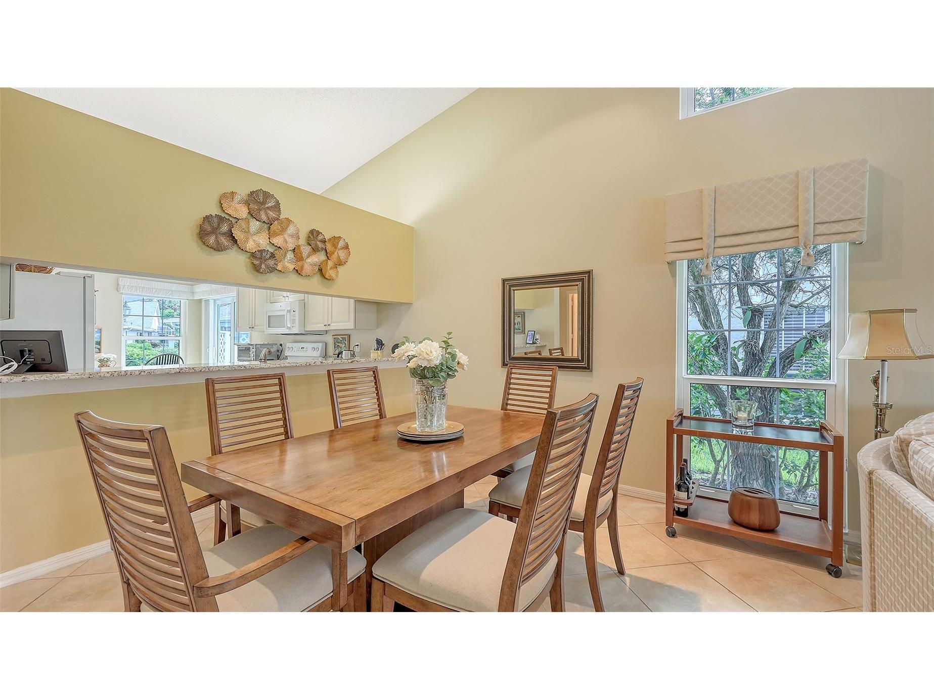 5568 Country Club Way Sarasota FL 34243 A4666779 image8