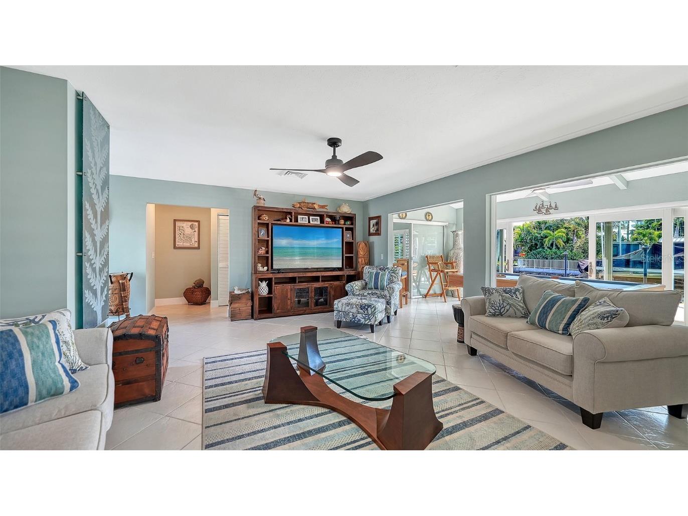 5569 Contento Drive Sarasota FL 34242 - SIESTA ISLES CANAL SYSTEM A4670108 image12