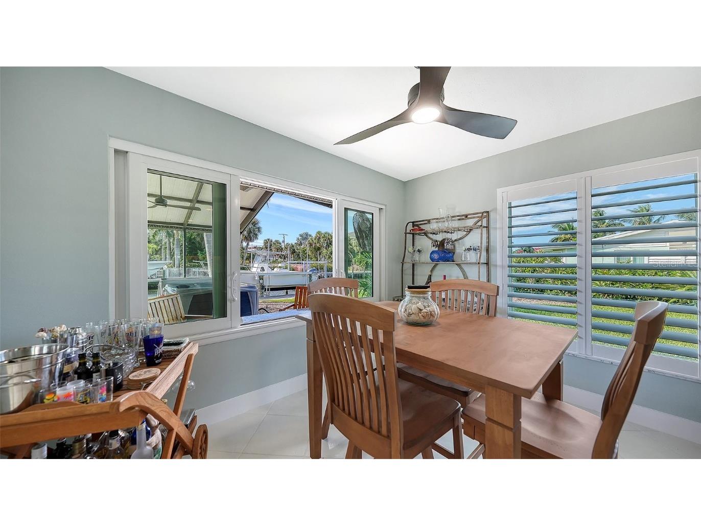 5569 Contento Drive Sarasota FL 34242 - SIESTA ISLES CANAL SYSTEM A4670108 image19