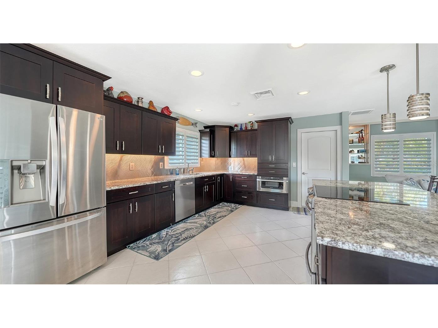 5569 Contento Drive Sarasota FL 34242 - SIESTA ISLES CANAL SYSTEM A4670108 image22