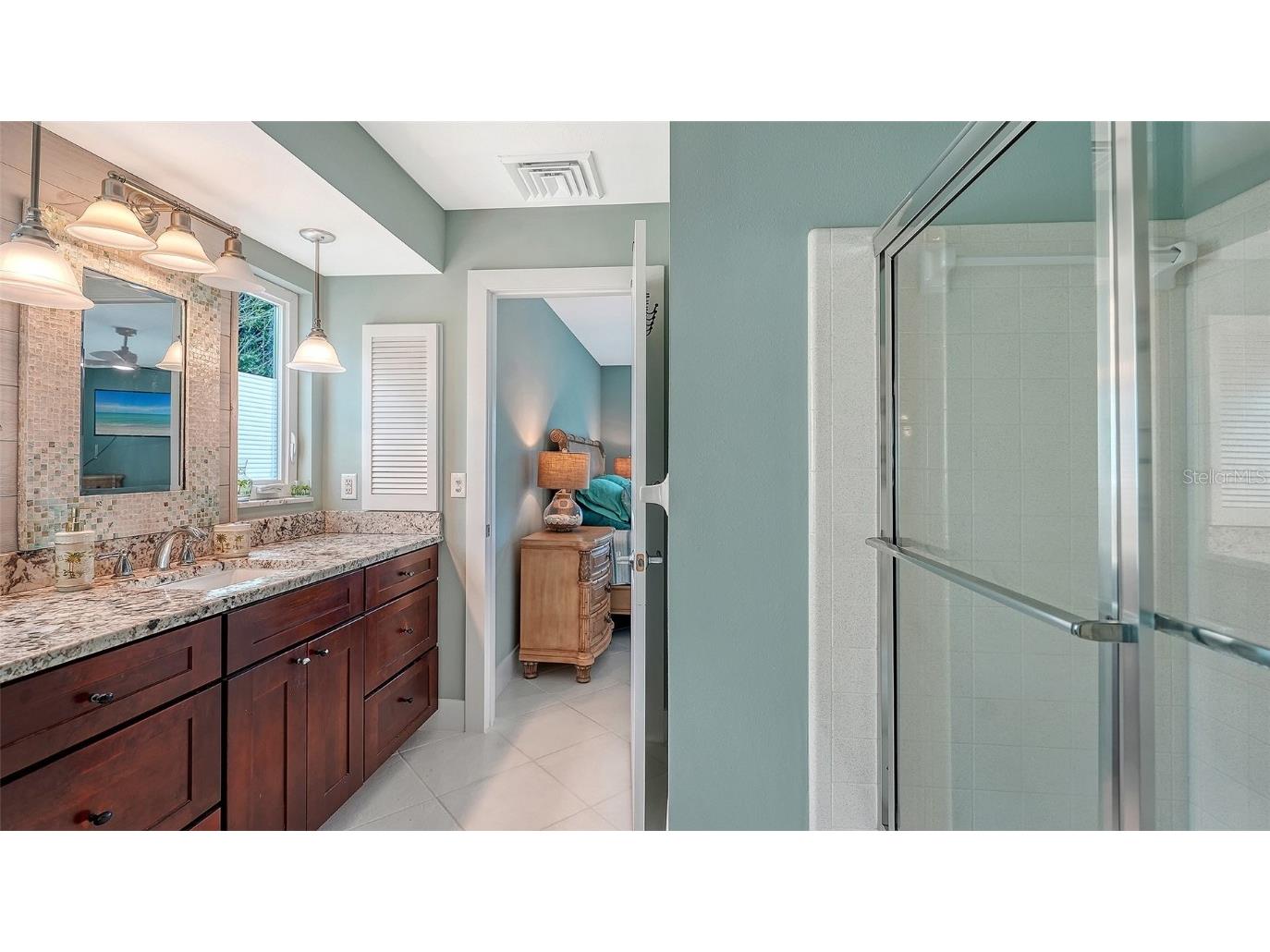 5569 Contento Drive Sarasota FL 34242 - SIESTA ISLES CANAL SYSTEM A4670108 image40