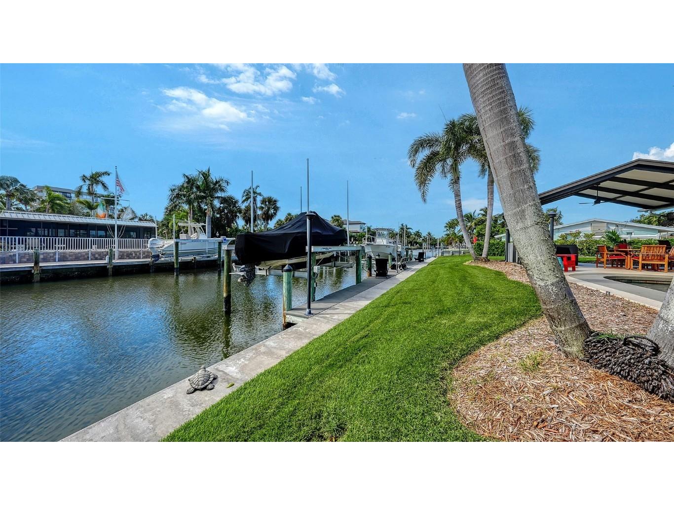 5569 Contento Drive Sarasota FL 34242 - SIESTA ISLES CANAL SYSTEM A4670108 image60