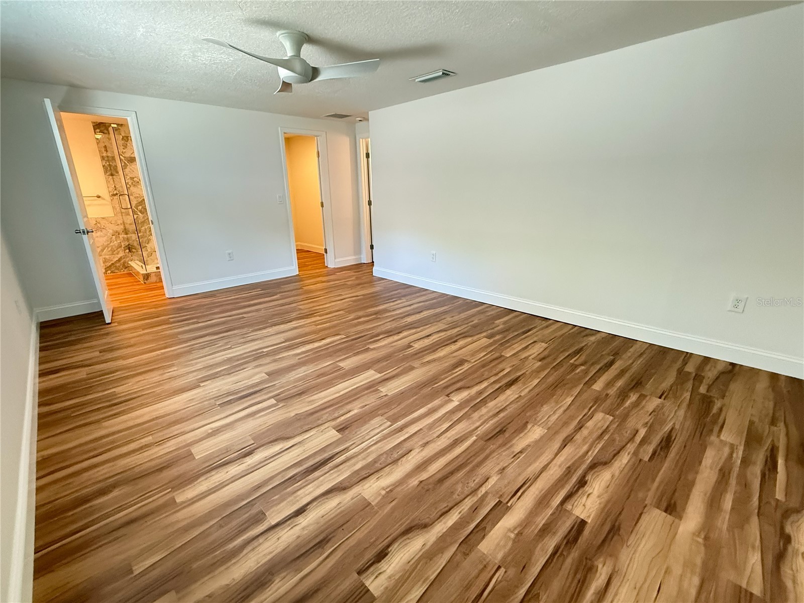 5569 Shadow Lawn Drive Sarasota FL 34242 A4691399 image36