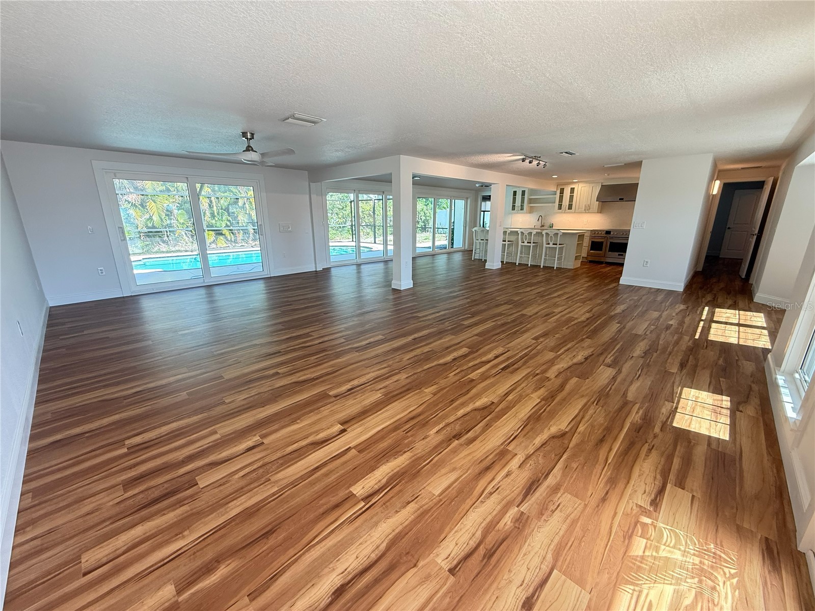 5569 Shadow Lawn Drive Sarasota FL 34242 A4691399 image7