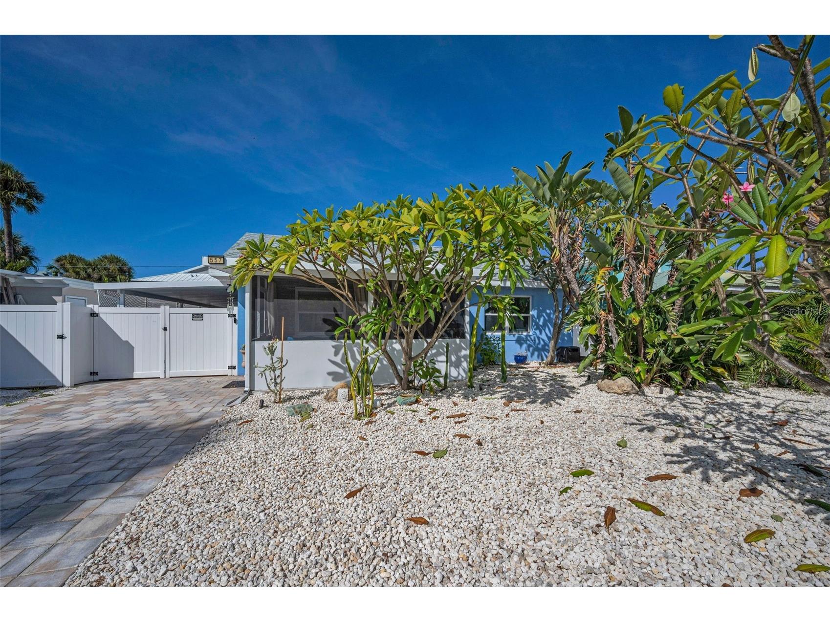 557 77th Avenue Saint Pete Beach FL 33706 TB8448567 image1